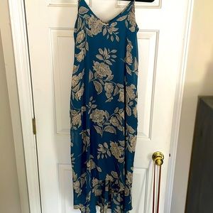 Ana flowy dress
